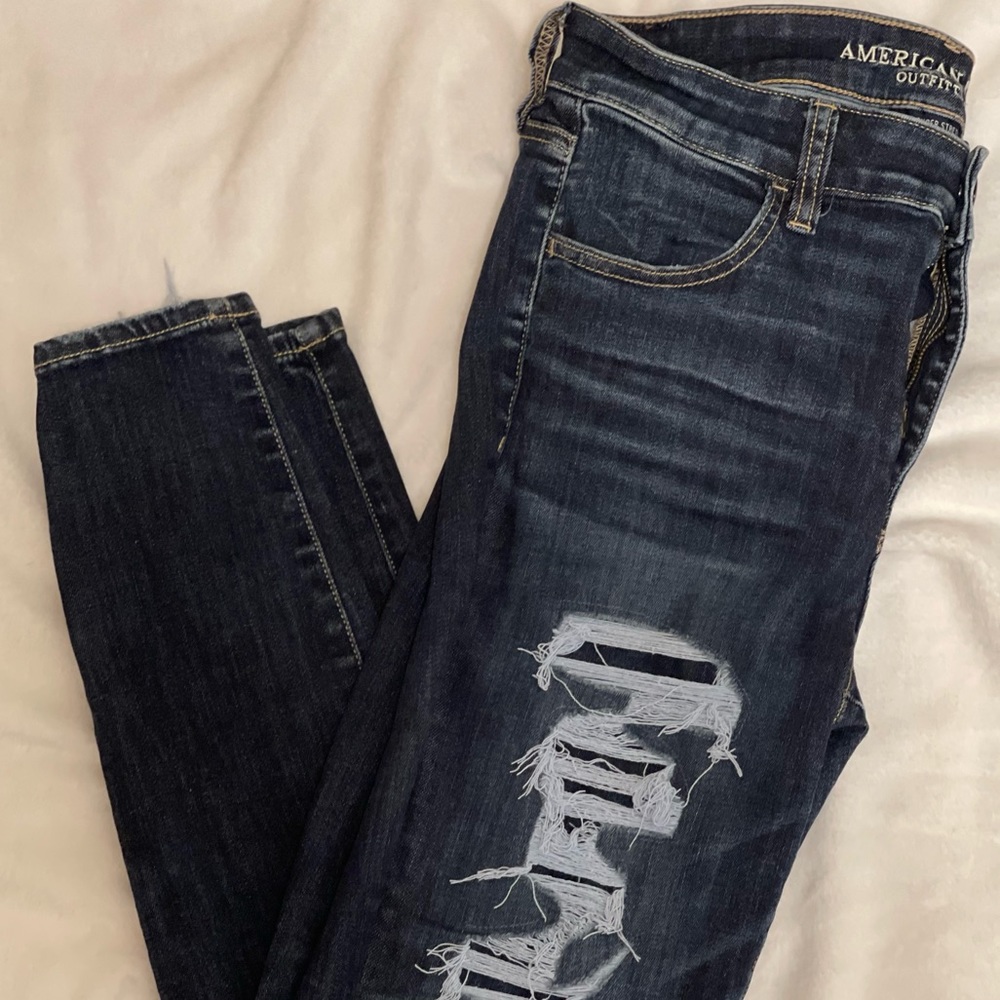 Dark Wash Distressed American Eagle Skinny Jeans